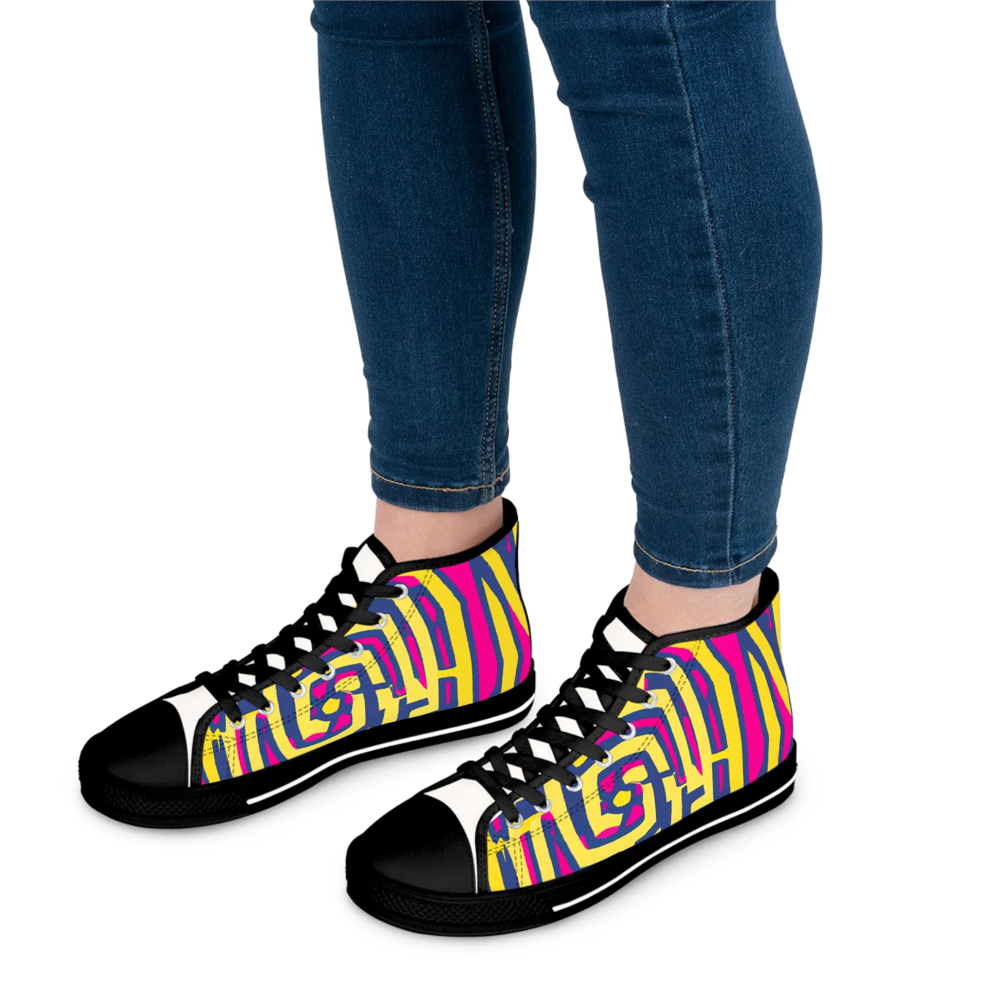 Alysse Styles. - high top
