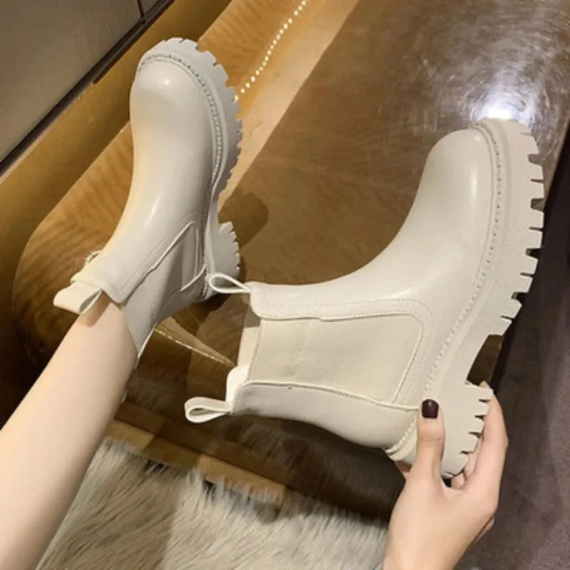 Beige Plateau-Chelsea-Boots für Damen im Gothic-Style