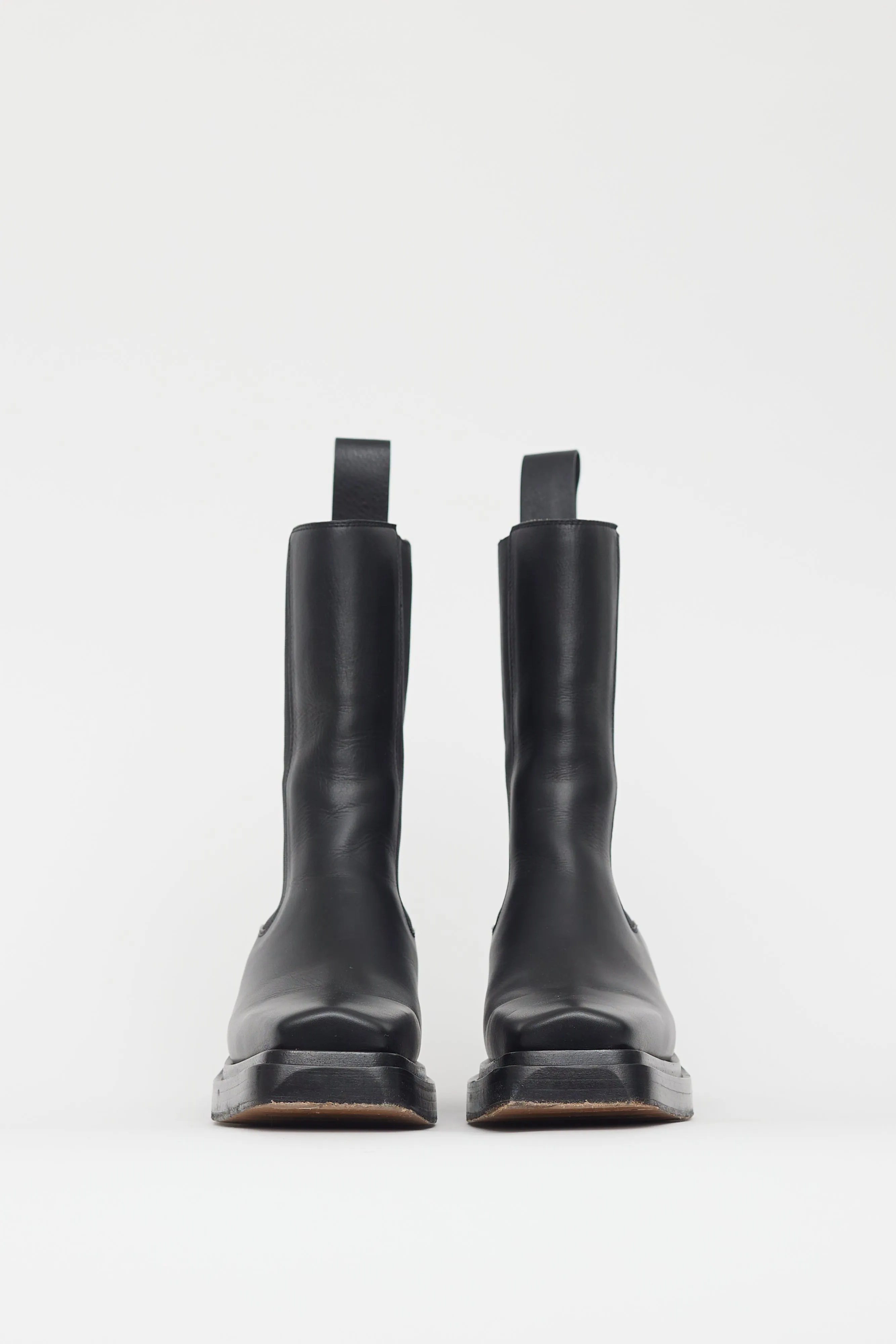 Black Leather The Lean Chelsea Boot