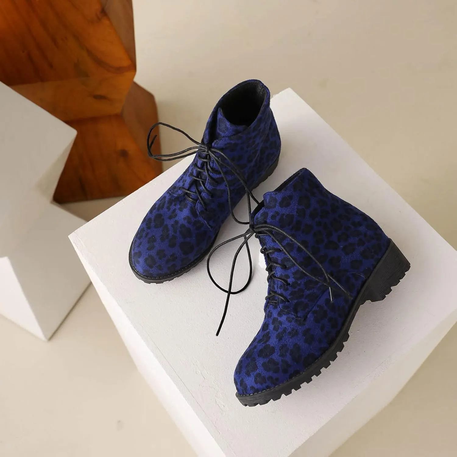 oiangi Ankle Boots for Women Low Heel Comfortable Leopard Lace Up Round Toe Square Heel Short Booties Lightweight Casual Trendy Non-slip Shoes
