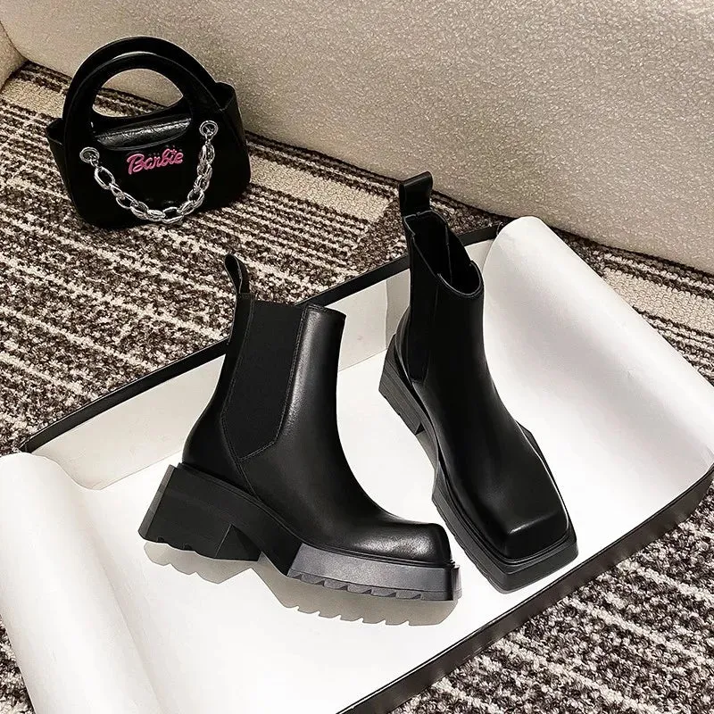 Schwarze Chelsea Boots mit Chunky Heel im Grunge-Stil