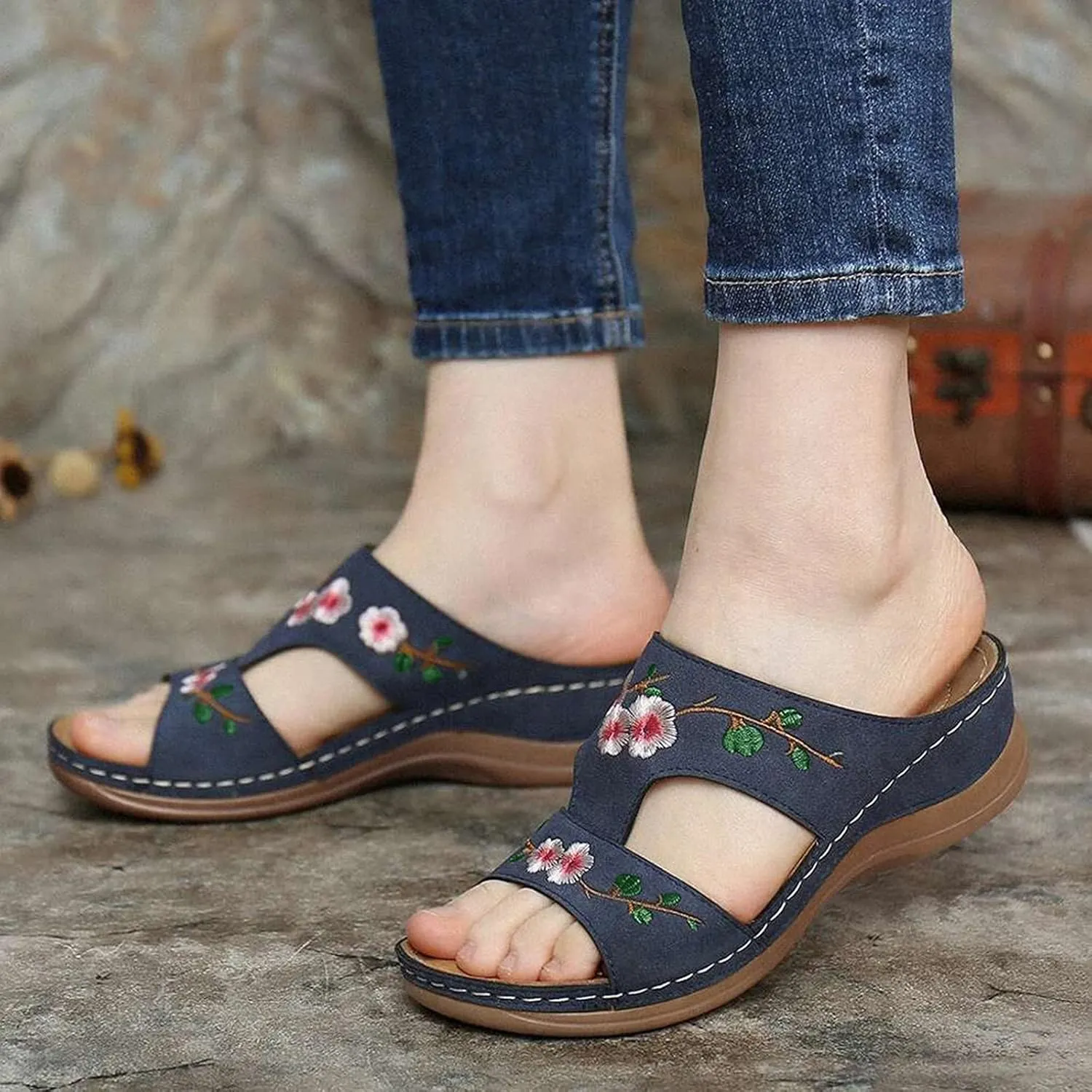 Women Orthopedic Flip Flops Orthopedic Slip On Sandals Womens Sandals for Plantar Fasciitis Orthotic Womens Summer Strappy Sandals Womens Flip Flops Summer Comfortable Walking Thong Sandals